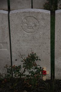Lijssenthoek Military Cemetery - Raddon, S