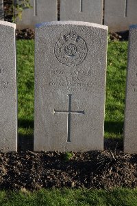 Lijssenthoek Military Cemetery - Rae, J T