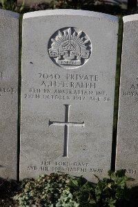 Lijssenthoek Military Cemetery - Ralph, Arnold Henry Thomas
