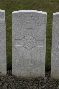 Lijssenthoek Military Cemetery - Raper, J W
