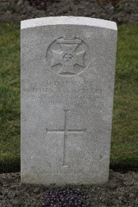Lijssenthoek Military Cemetery - Raphael, John Edward