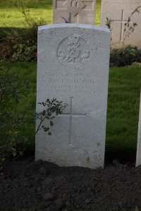 Lijssenthoek Military Cemetery - Rathbone, J G