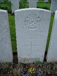 Lijssenthoek Military Cemetery - Rawlings, James