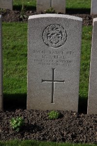 Lijssenthoek Military Cemetery - Read, H J