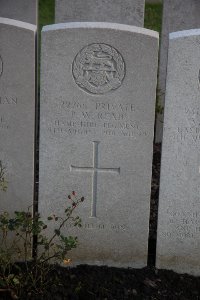 Lijssenthoek Military Cemetery - Read, Percy William