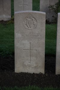 Lijssenthoek Military Cemetery - Reardon, W