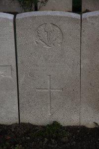 Lijssenthoek Military Cemetery - Redfern, W