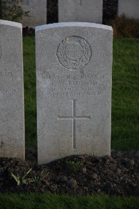 Lijssenthoek Military Cemetery - Redford, Peter William