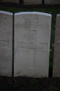Lijssenthoek Military Cemetery - Reid, Frank Arthur