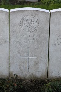 Lijssenthoek Military Cemetery - Reid, J