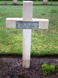 Lijssenthoek Military Cemetery - Rene, Regis