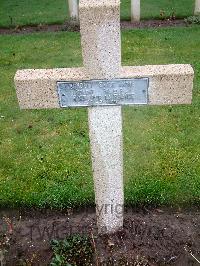 Lijssenthoek Military Cemetery - Renoult, Emile