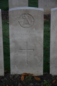 Lijssenthoek Military Cemetery - Reynolds, A