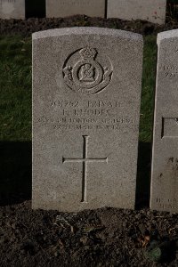 Lijssenthoek Military Cemetery - Rhodes, E