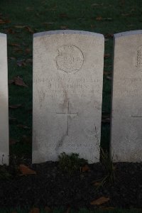 Lijssenthoek Military Cemetery - Rhodes, J H