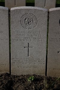 Lijssenthoek Military Cemetery - Riach, Nigel Stewart