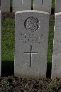 Lijssenthoek Military Cemetery - Richards, E T