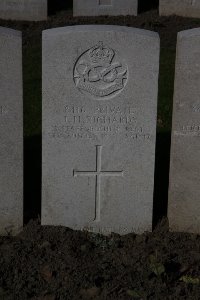 Lijssenthoek Military Cemetery - Richards, J H