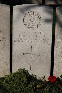 Lijssenthoek Military Cemetery - Richardson, Hurtle