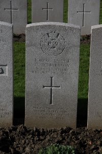 Lijssenthoek Military Cemetery - Richardson, Joseph
