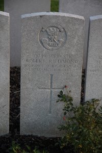 Lijssenthoek Military Cemetery - Richmond, Robert