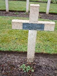 Lijssenthoek Military Cemetery - Rinaldi, Francois