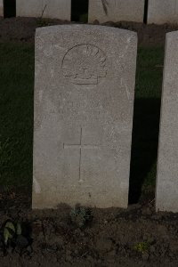 Lijssenthoek Military Cemetery - Roach, Robert Hartley