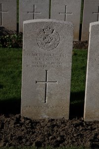 Lijssenthoek Military Cemetery - Robbins, Jesse Roland