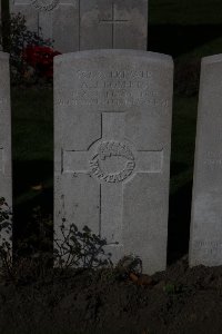 Lijssenthoek Military Cemetery - Roberts, Alexander John