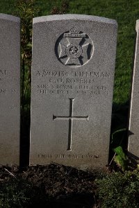 Lijssenthoek Military Cemetery - Roberts, Charles Oliver