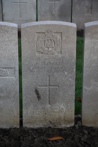 Lijssenthoek Military Cemetery - Roberts, Joseph James