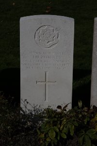 Lijssenthoek Military Cemetery - Roberts, John Harry