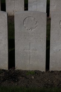 Lijssenthoek Military Cemetery - Robineau, Edmond Joseph
