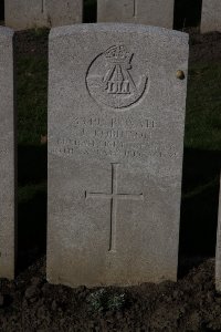 Lijssenthoek Military Cemetery - Robinson, J