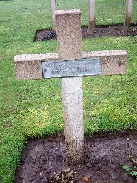 Lijssenthoek Military Cemetery - Rocheray, Francois