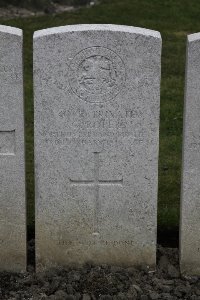 Lijssenthoek Military Cemetery - Roper, G