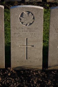 Lijssenthoek Military Cemetery - Ross, Alban