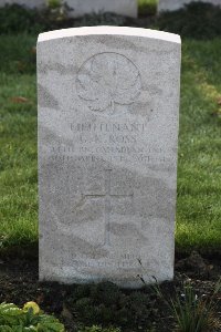 Lijssenthoek Military Cemetery - Ross, Gordon Knok