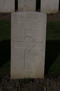 Lijssenthoek Military Cemetery - Round, W G