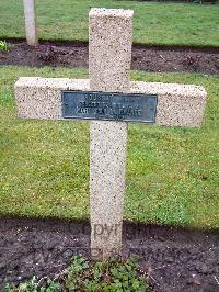 Lijssenthoek Military Cemetery - Roussat, Jean