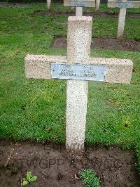Lijssenthoek Military Cemetery - Roux, Ernest