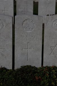 Lijssenthoek Military Cemetery - Rundle, Frederick Daniel