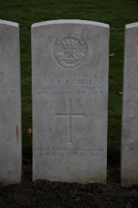 Lijssenthoek Military Cemetery - Russell, Arthur Alexander