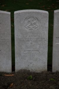 Lijssenthoek Military Cemetery - Russell, Alfred Ernest