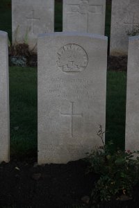 Lijssenthoek Military Cemetery - Ryan, Dermot Morrison