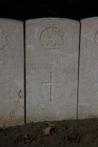 Lijssenthoek Military Cemetery - Sale, Francis Joseph