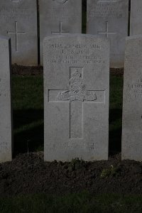 Lijssenthoek Military Cemetery - Salmon, Joseph