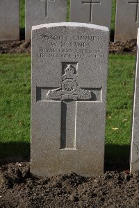 Lijssenthoek Military Cemetery - Sands, William MacKinlay