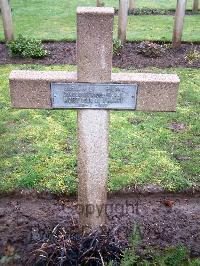 Lijssenthoek Military Cemetery - Saravelli, Pierre
