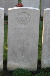 Lijssenthoek Military Cemetery - Sargent, John Thomas